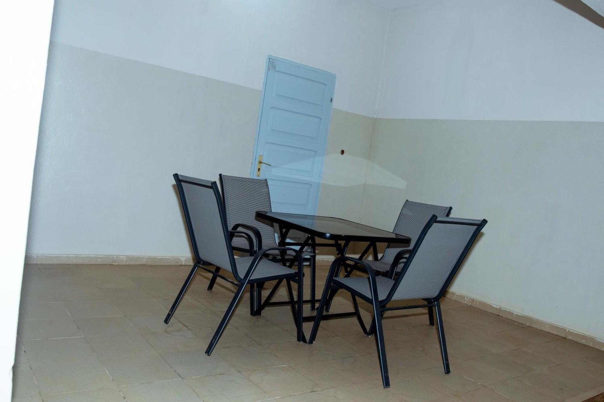 Studio Residence Condominium Lome Exterior photo